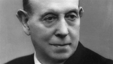 Ritratto di António Egas Moniz