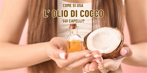 Persona che applica olio di cocco sui capelli