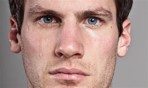 Una persona che piange in sogno