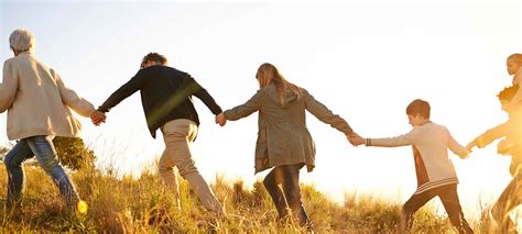 Famiglia che supporta un congiunto