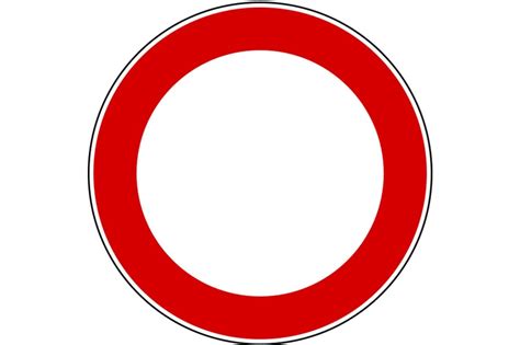 Segnale stradale con simbolo di divieto di transito per persone con disabilità cognitive