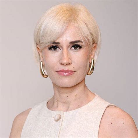 Persona che controlla ossessivamente il proprio corpo