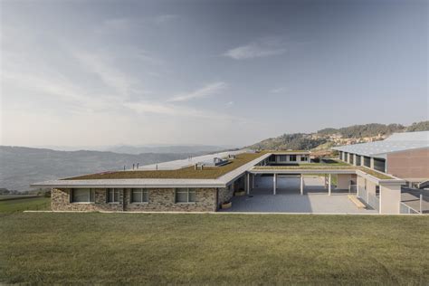 Architettura scuola primaria anni '60