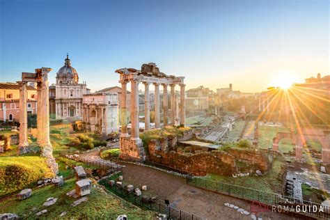 Primavera a Roma con vista sui Fori Imperiali