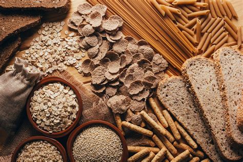 Cereali integrali in un cesto