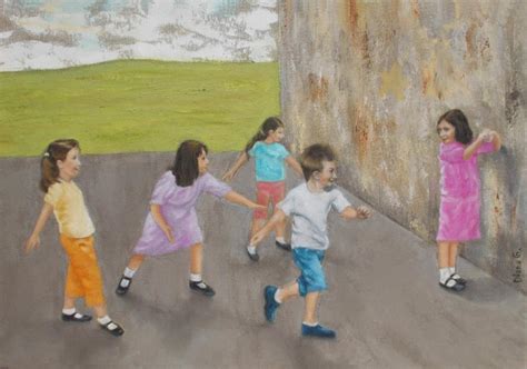 Persone in tute verdi che giocano a 