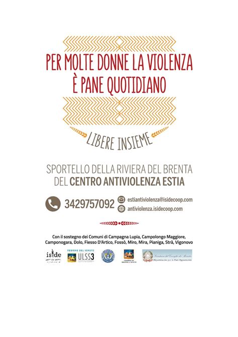 Donne che parlano con un operatore in un centro antiviolenza