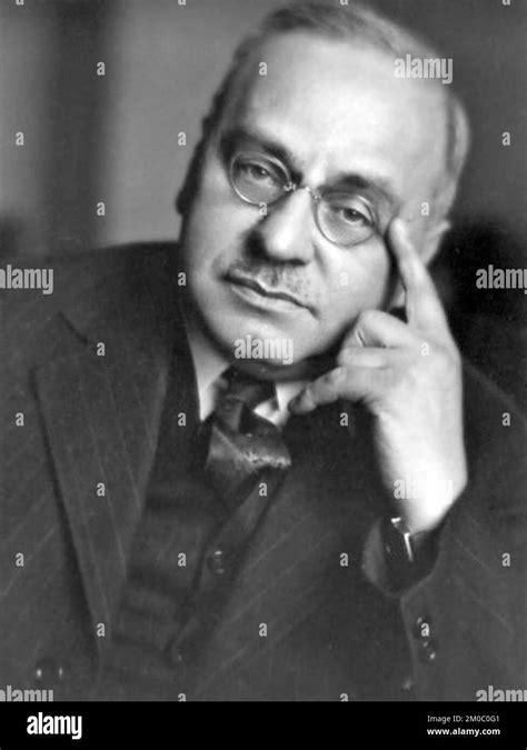 Ritratto di Alfred Adler