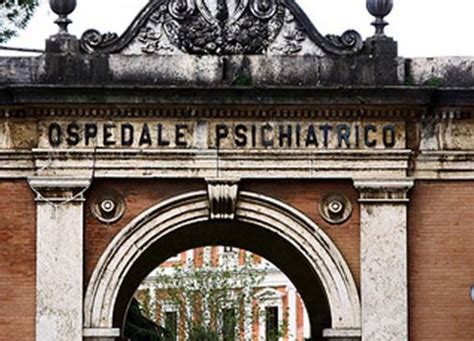 Edificio storico di un ospedale psichiatrico