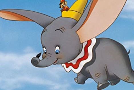 Dumbo che vola con le orecchie