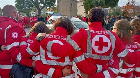 Croce Rossa Italiana volontari in azione