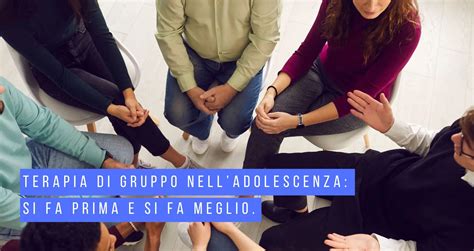Gruppo di adolescenti in terapia