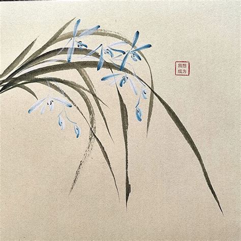 Genitore che interagisce con il proprio neonato attraverso il movimento