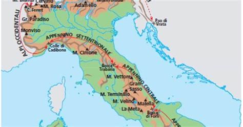 Mappa fisica dell'Italia meridionale con evidenziate le catene montuose e le pianure